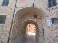 20250607 11  The road into the centre of Montedinove - a challenge